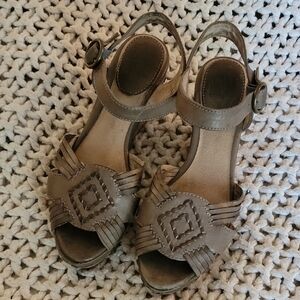 Frye Gray Carlie Hurache Leather Sandals